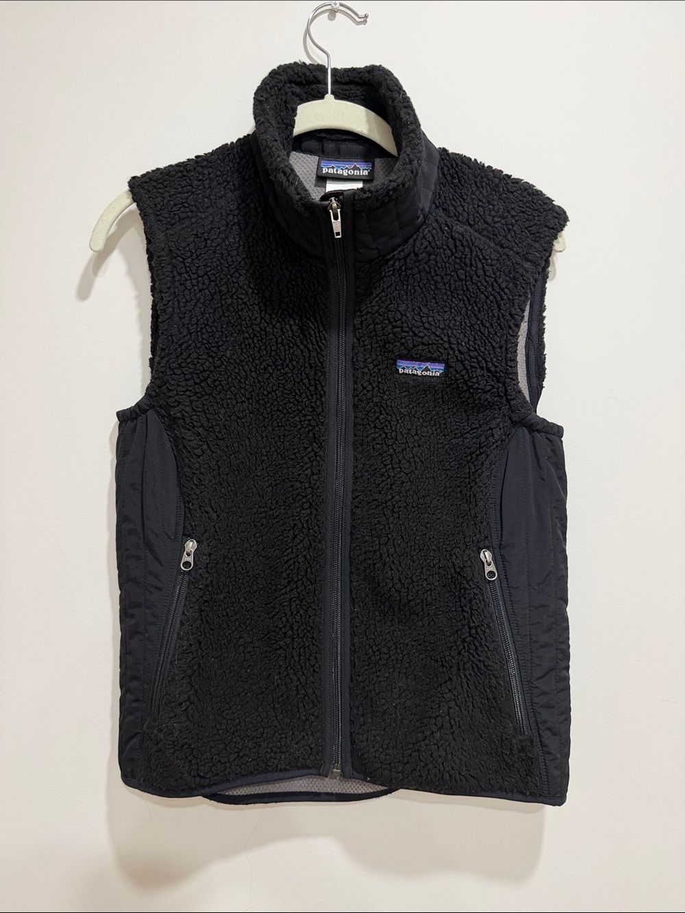 Patagonia Kids Black Sherpa Fleece Vest